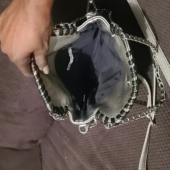 Purse - Picture 3 of 4